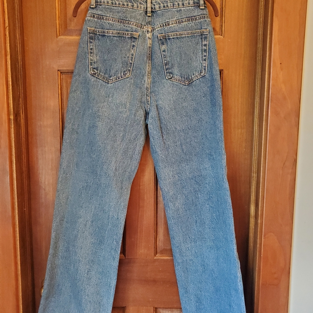 ADIKA jeans - Picture 3 of 3